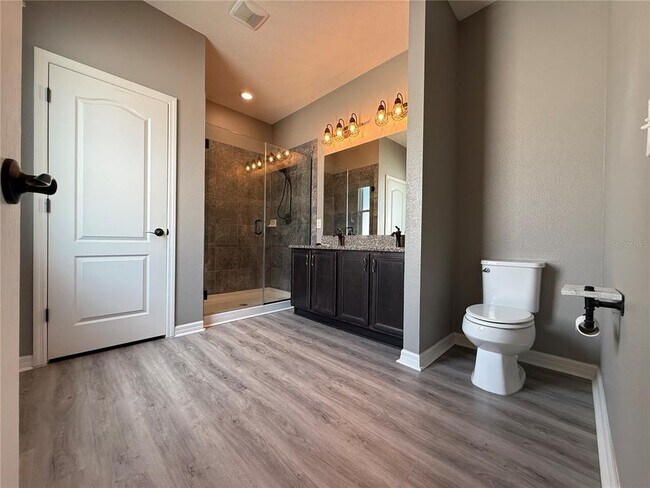 Building Photo - 10638 Laguna Plains Dr