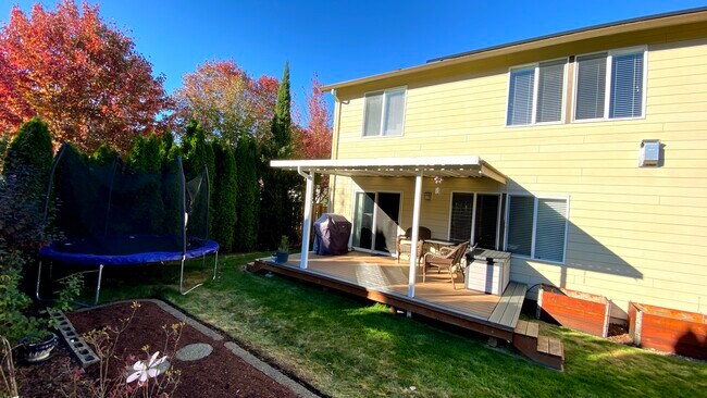 Building Photo - 10690 NW Jordan Ln