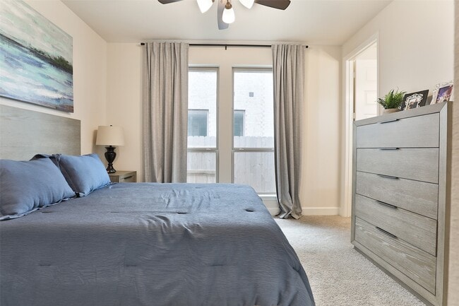 Building Photo - 24707 Celestial Lily Dr