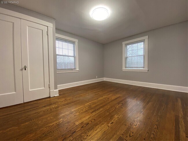 Building Photo - 27 Grand Blvd