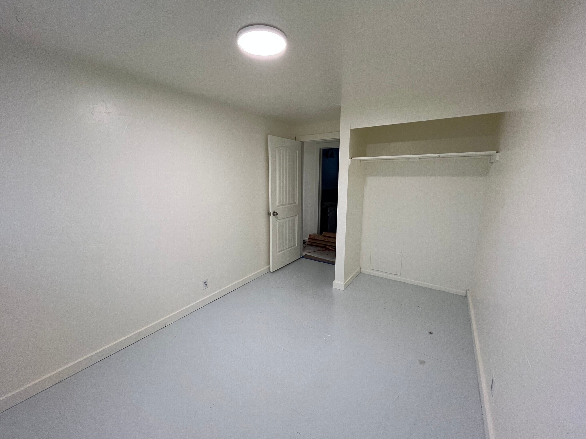 Building Photo - 697 N 1020 E