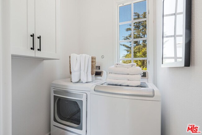 Building Photo - 11797 Chaparal St