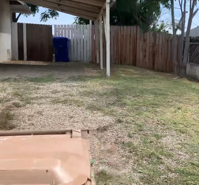 Building Photo - 35450 Douglas Ln