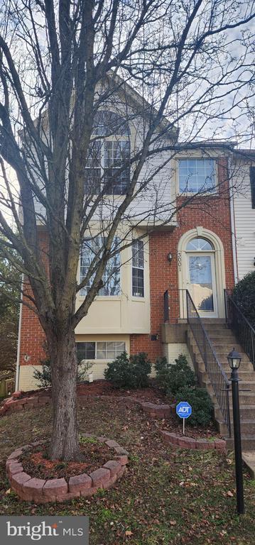 Building Photo - 3001 Cahill Ln