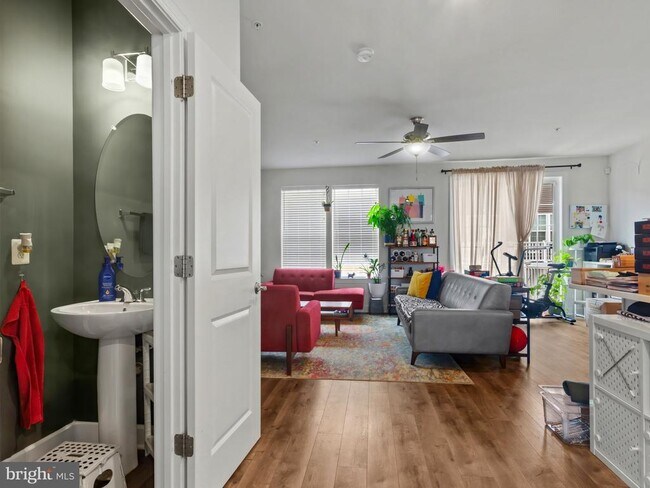 Building Photo - 9508 Townfield Pl