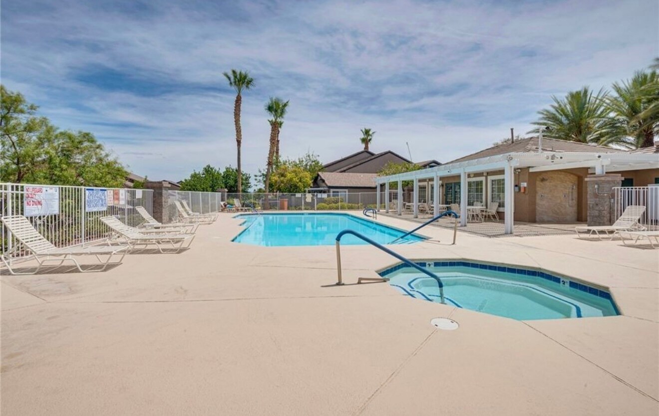 Building Photo - 618 Painted Cloud Pl