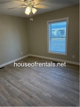 Building Photo - 1220 N 14th St