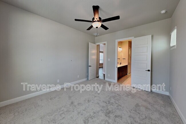 Building Photo - 2013 Tolleson Dr