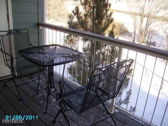 Building Photo - 2 br, 2.5 bath Townhome - Parkside Terrace