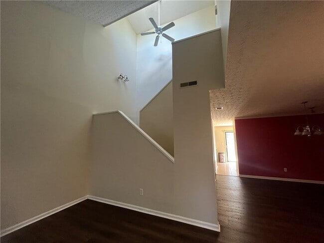 Building Photo - 1002 Parkaire Crossing