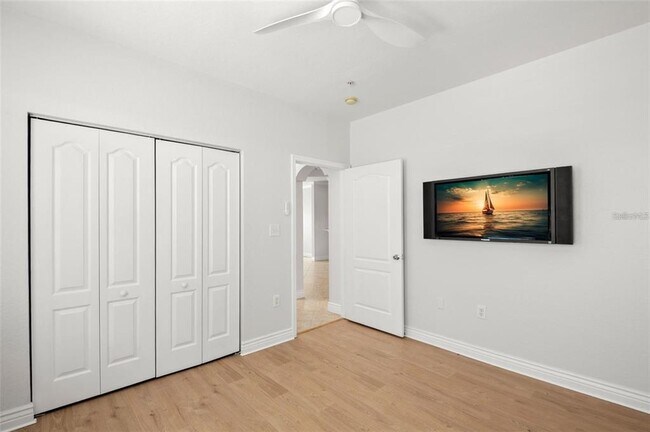 Building Photo - 2724 Via Murano