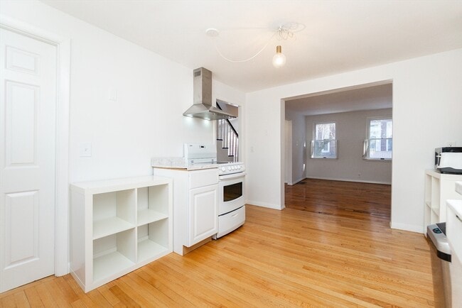 Building Photo - 4 Cogswell Pl