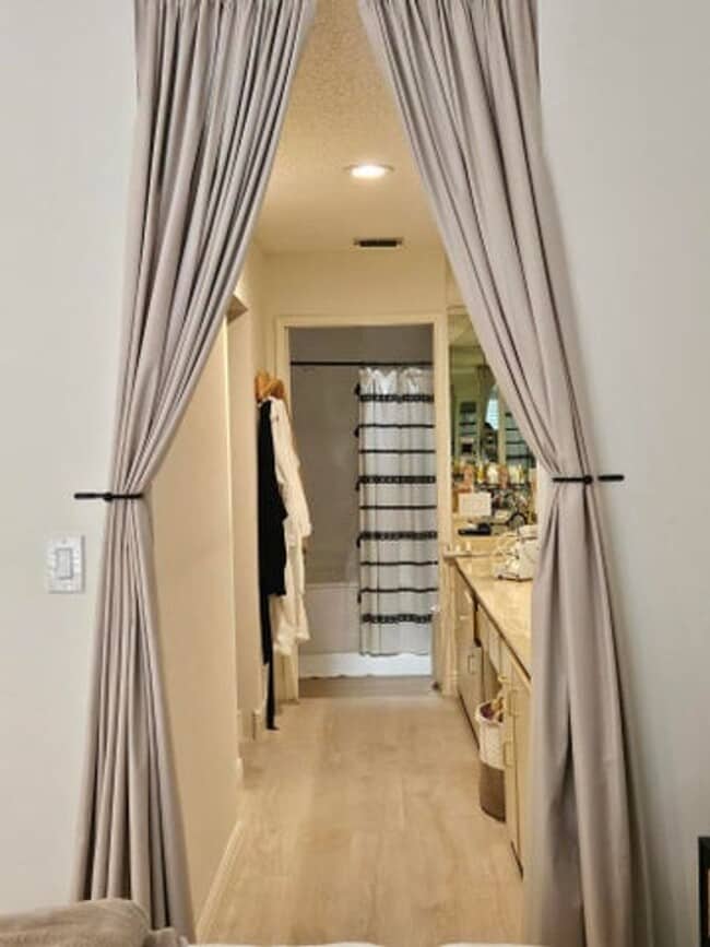 Building Photo - 7976 La Mirada Dr