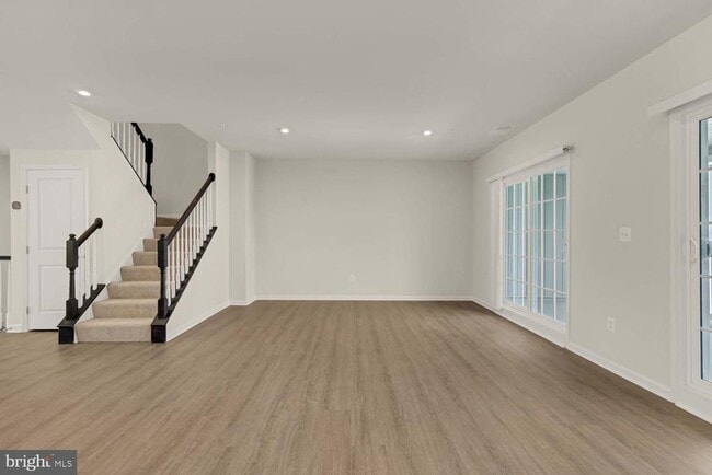 Building Photo - 4113 -B Chickadee Ct