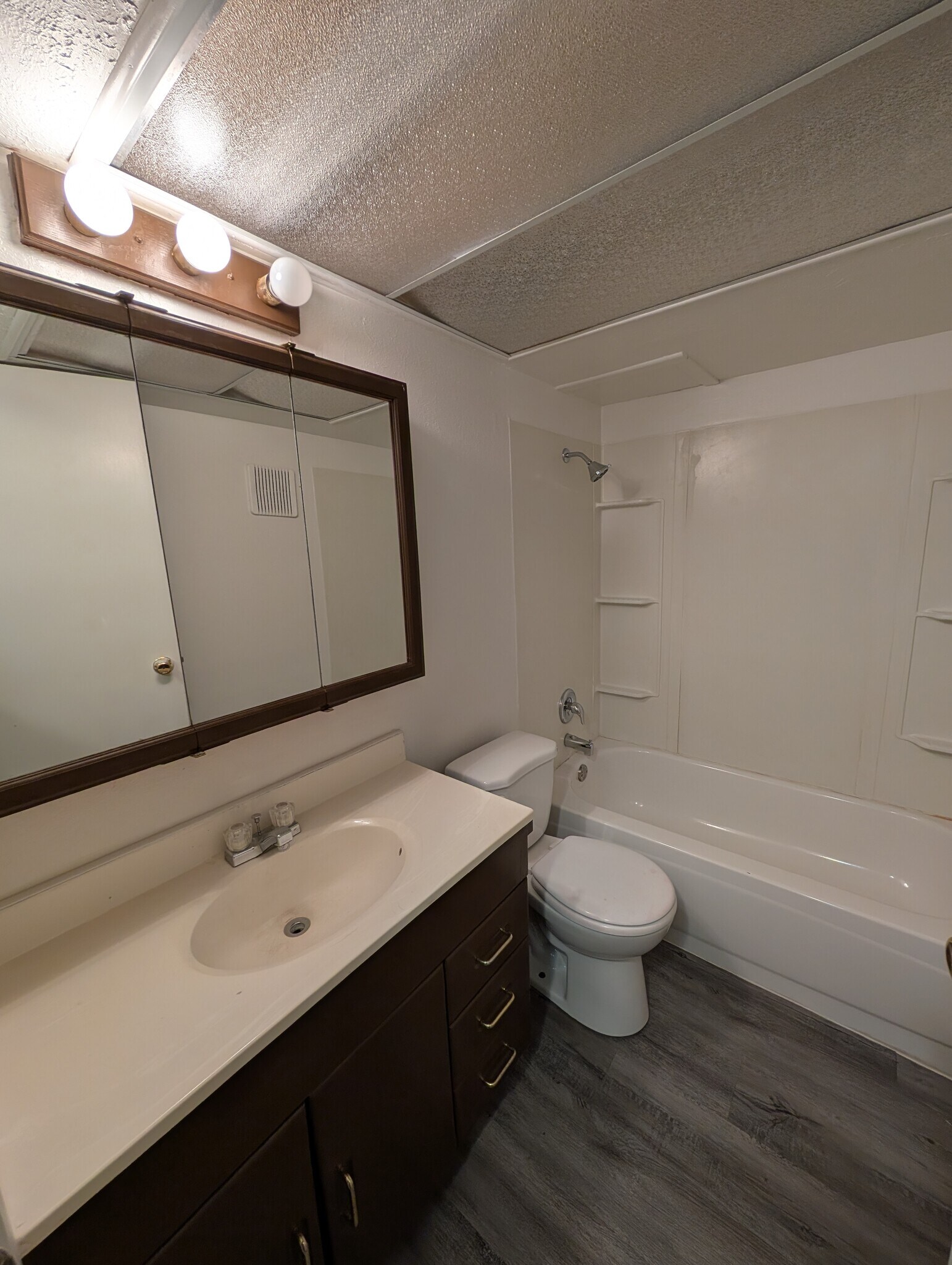 Building Photo - 377 Mattwood Dr