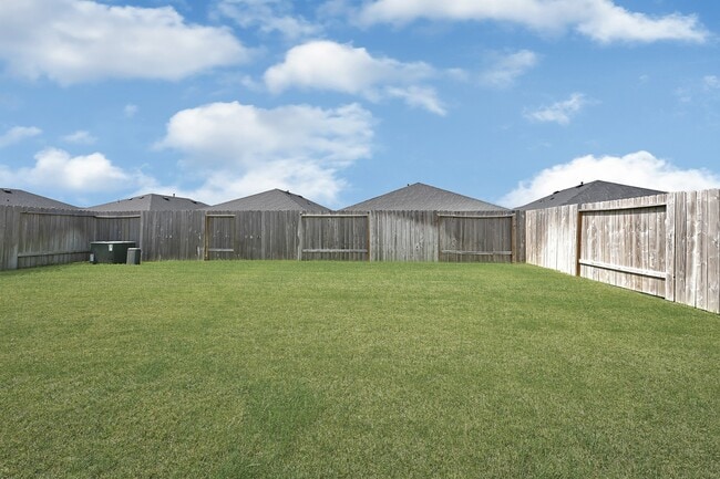 Building Photo - 7514 Cattle Walker Ct