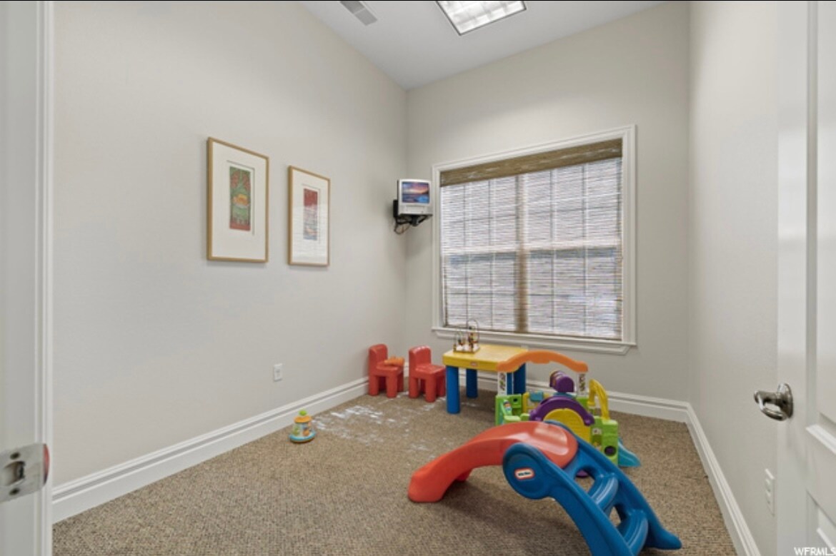 Building Photo - 1546 W 110 N