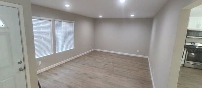 Building Photo - Remodeled Single Story House - Central AC - Two Car Garage