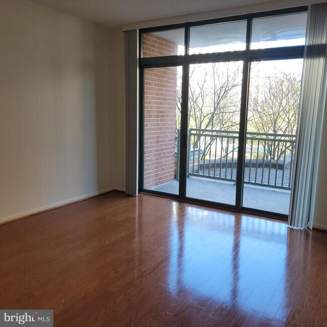 Building Photo - 11700 Old Georgetown Rd