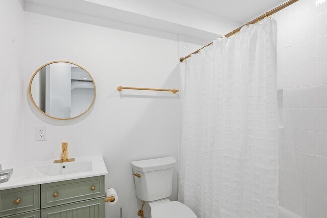 Building Photo - 309 Lorch St