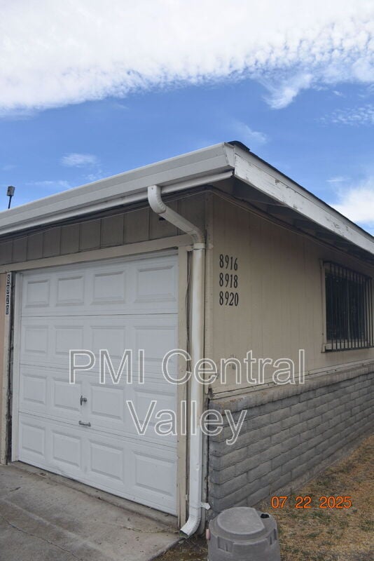 Building Photo - 280 Prado Way