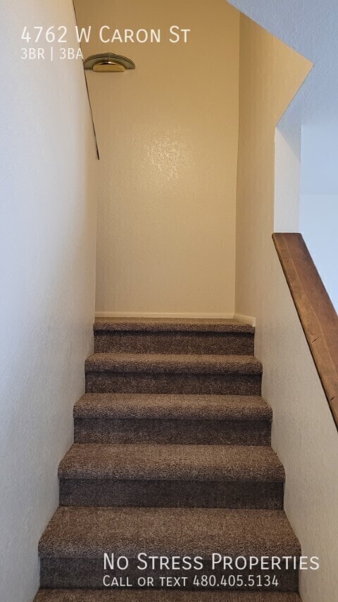 Building Photo - 4762 W Caron St