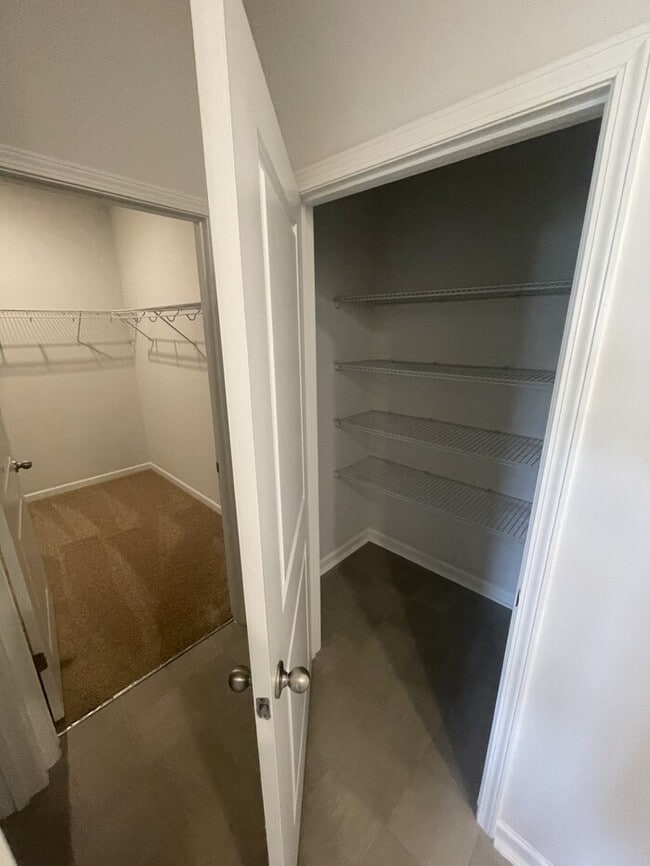 Building Photo - 908 Sea Holly Dr