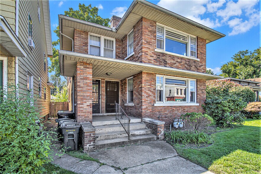 Primary Photo - 318 W Marion St