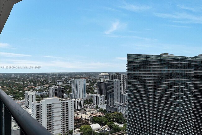 Building Photo - 1300 S Miami Ave