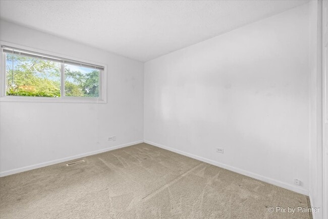 Building Photo - 295 Frederick Ct