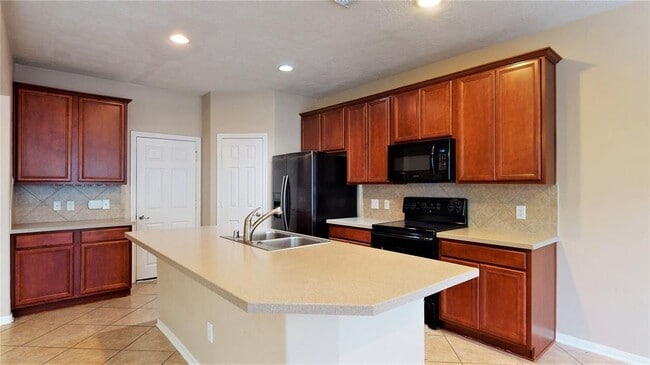 Building Photo - 23 Benedict Canyon Loop