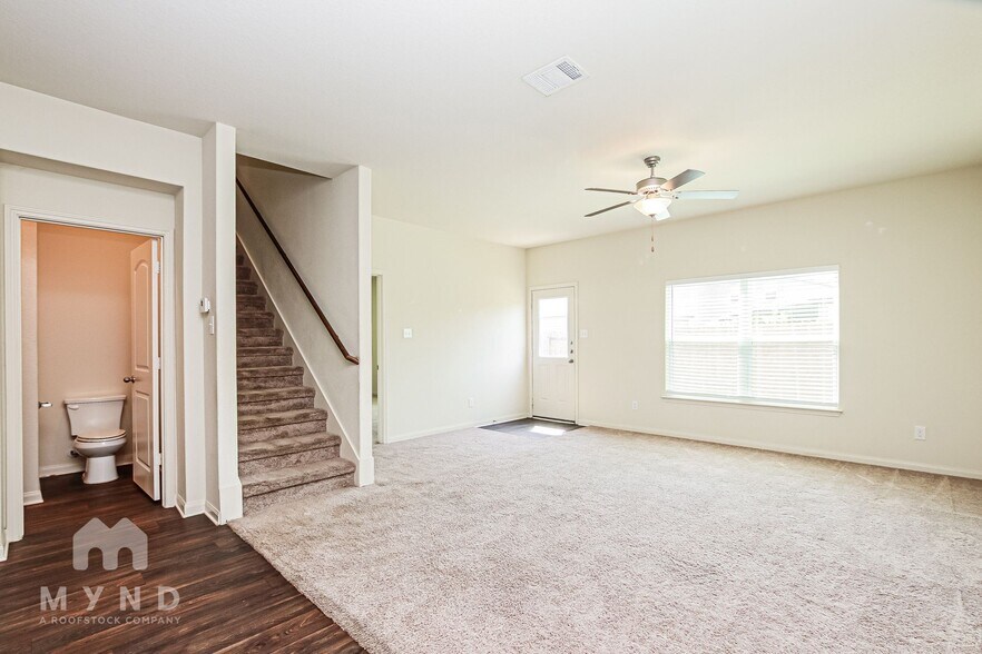 Building Photo - 105 Pettigrew Ct