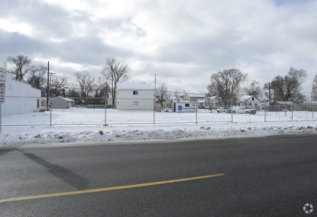 Building Photo - The Commons at Penn Avenue