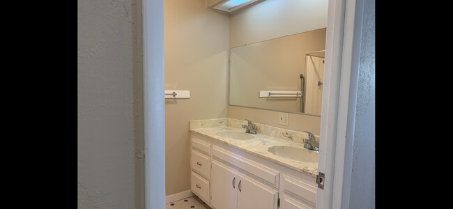 Building Photo - 3986 CA-49