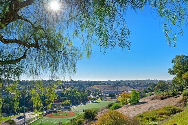 Building Photo - 69 Brighton Pl