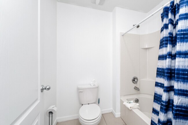Building Photo - 3813 Broadlands Ln