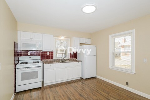 Building Photo - 2511 Hood Ave