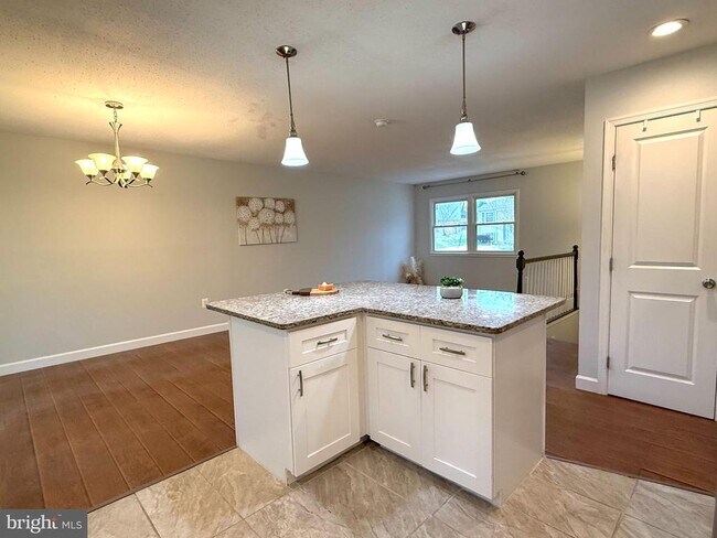 Building Photo - 4959 Linsey Ct