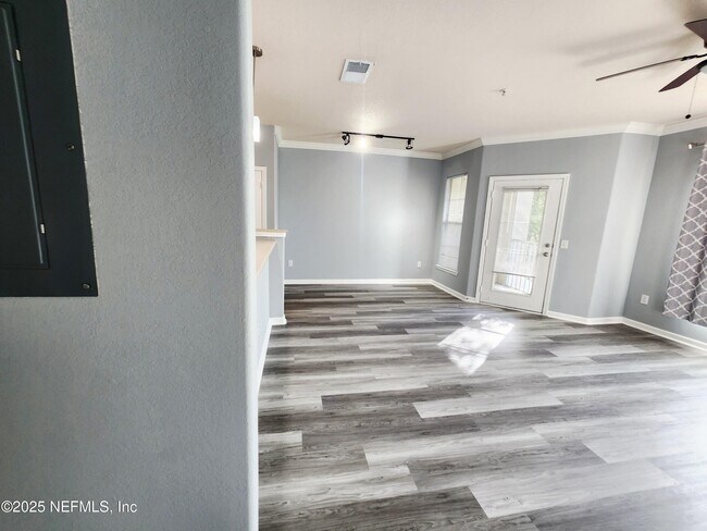 Building Photo - 8290 Gate Pkwy W