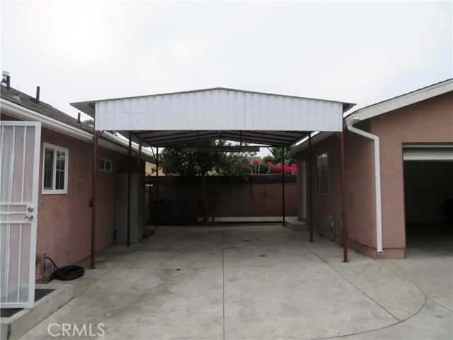 Building Photo - 6510 Lucille Ave