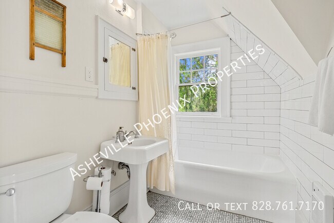 Building Photo - 21 Sylvan Ave