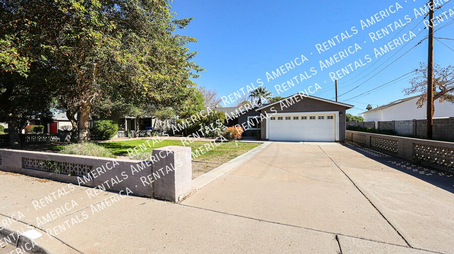 Building Photo - 3113 N 28th St