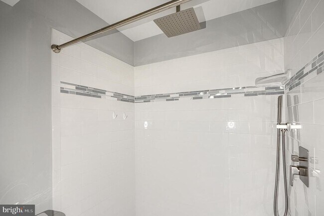 Building Photo - 43 Oak Crest Ct