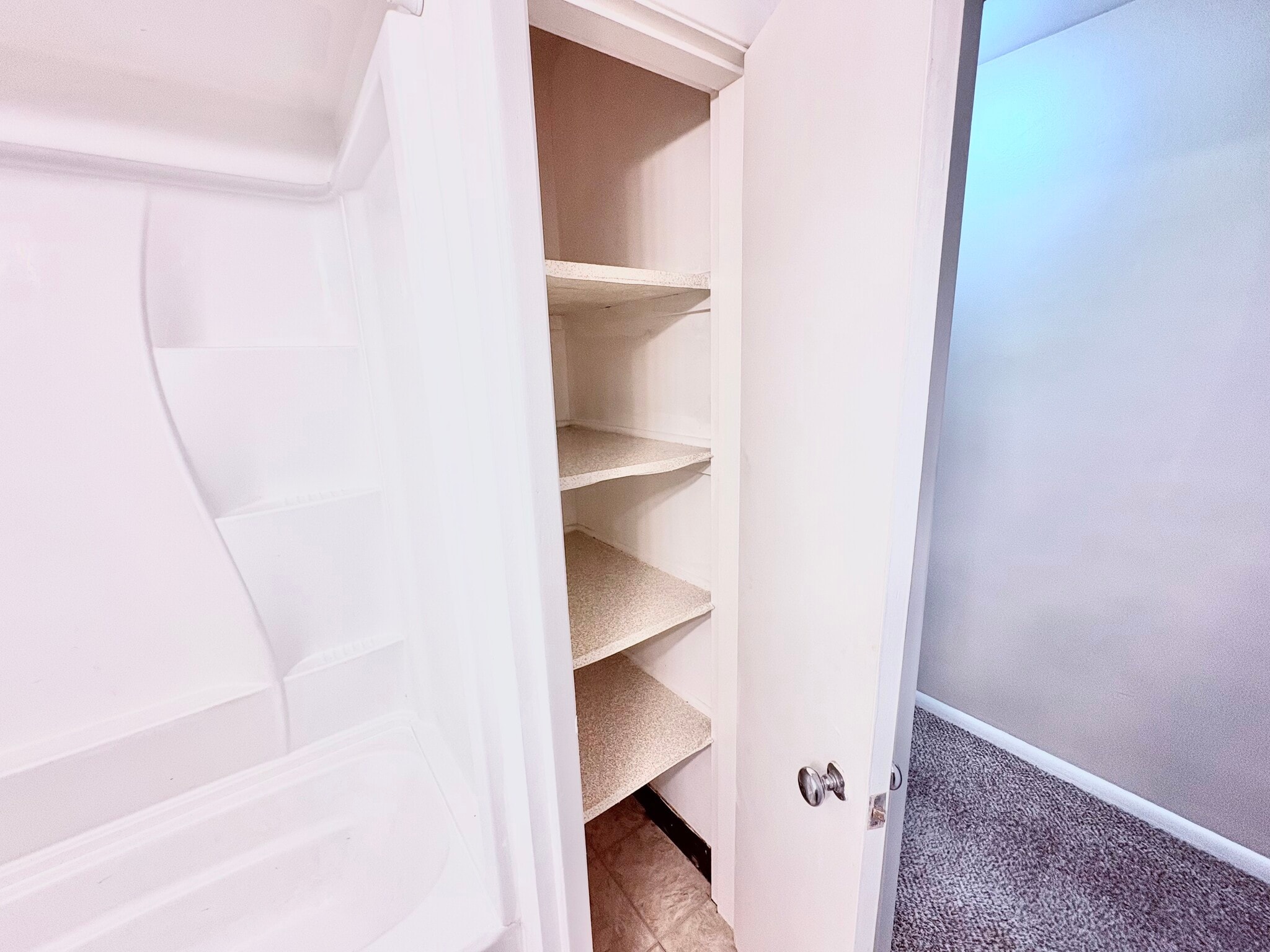 Bathroom - 3129 Hassler St