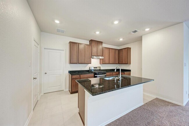 Building Photo - 1636 River Plateau Dr