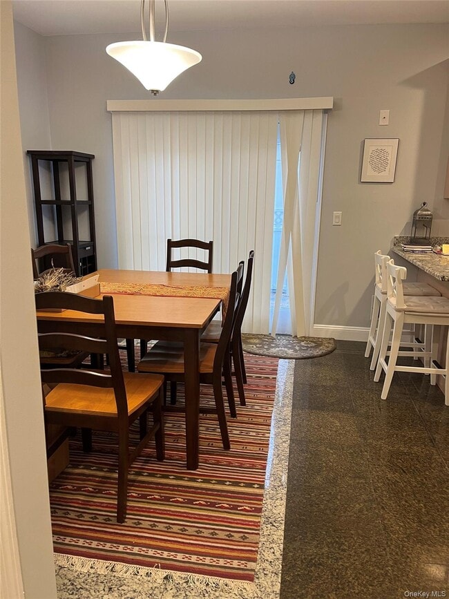 Building Photo - 7809 Shore Rd