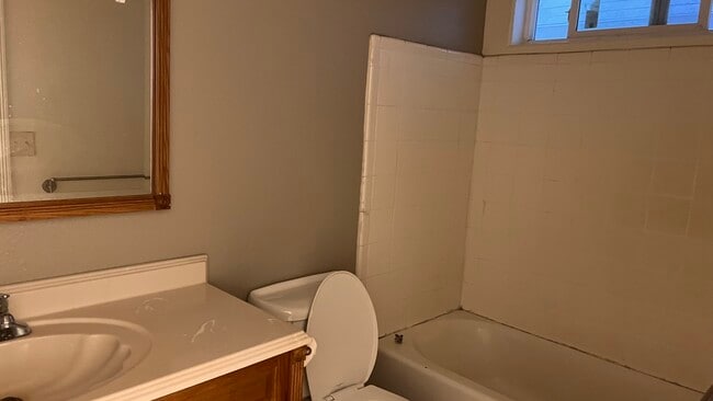 Building Photo - 14385 Holmwood Dr