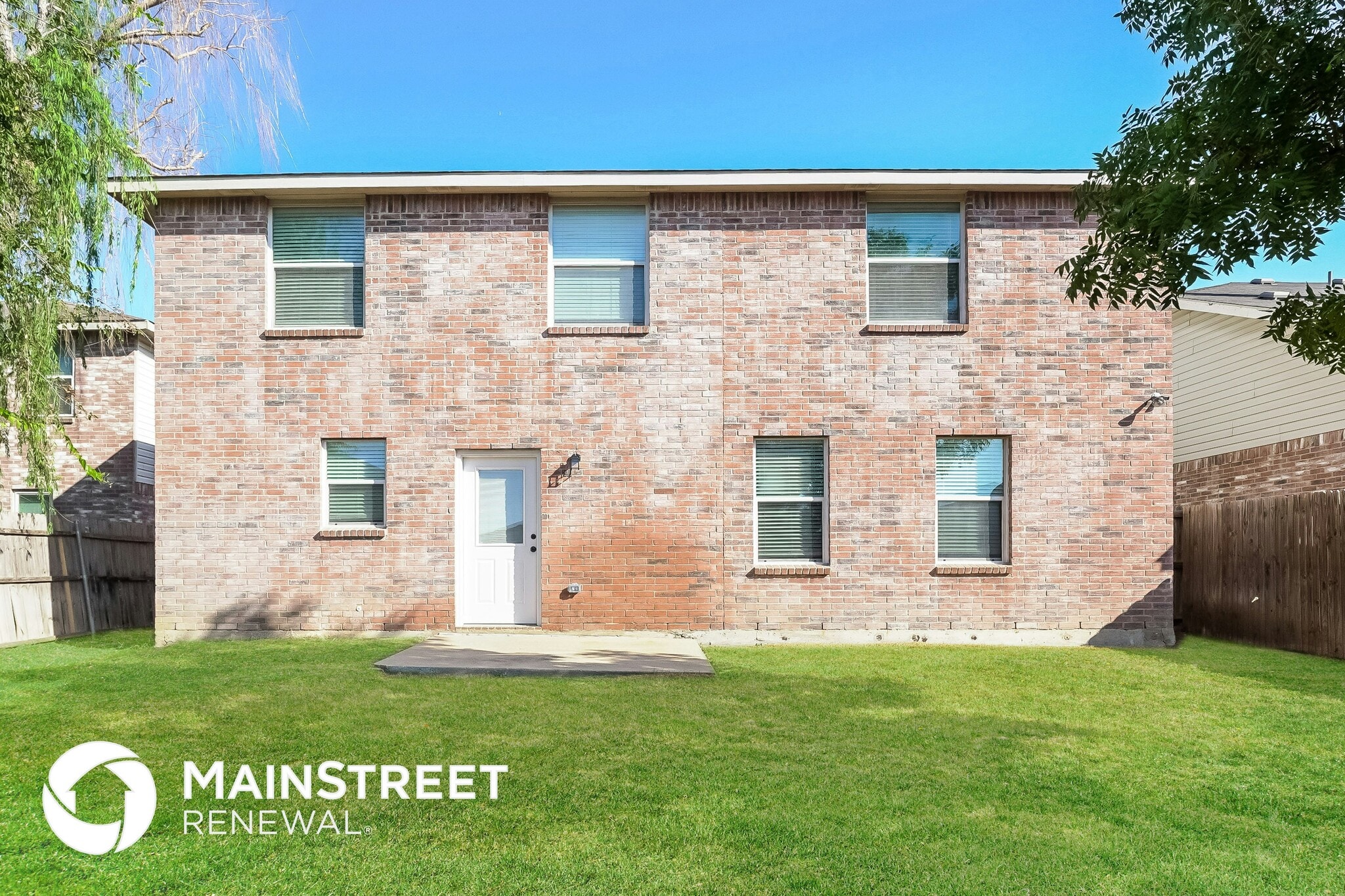 Building Photo - 1916 Lariat Dr