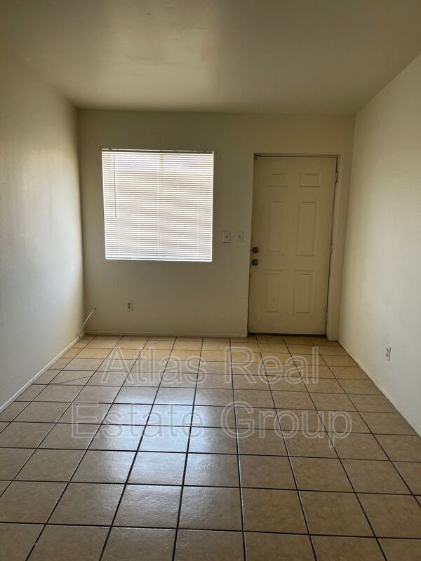 Building Photo - 40 N Westmoreland Ave