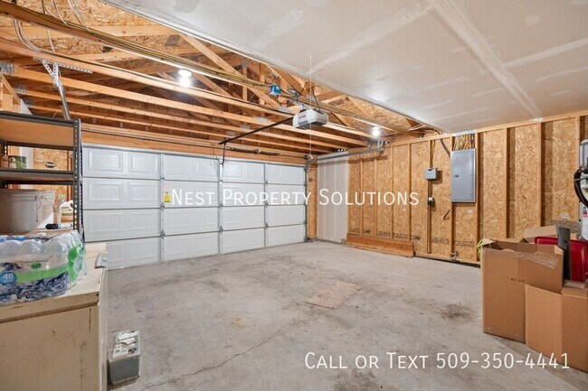 Building Photo - 1317 W Electra St